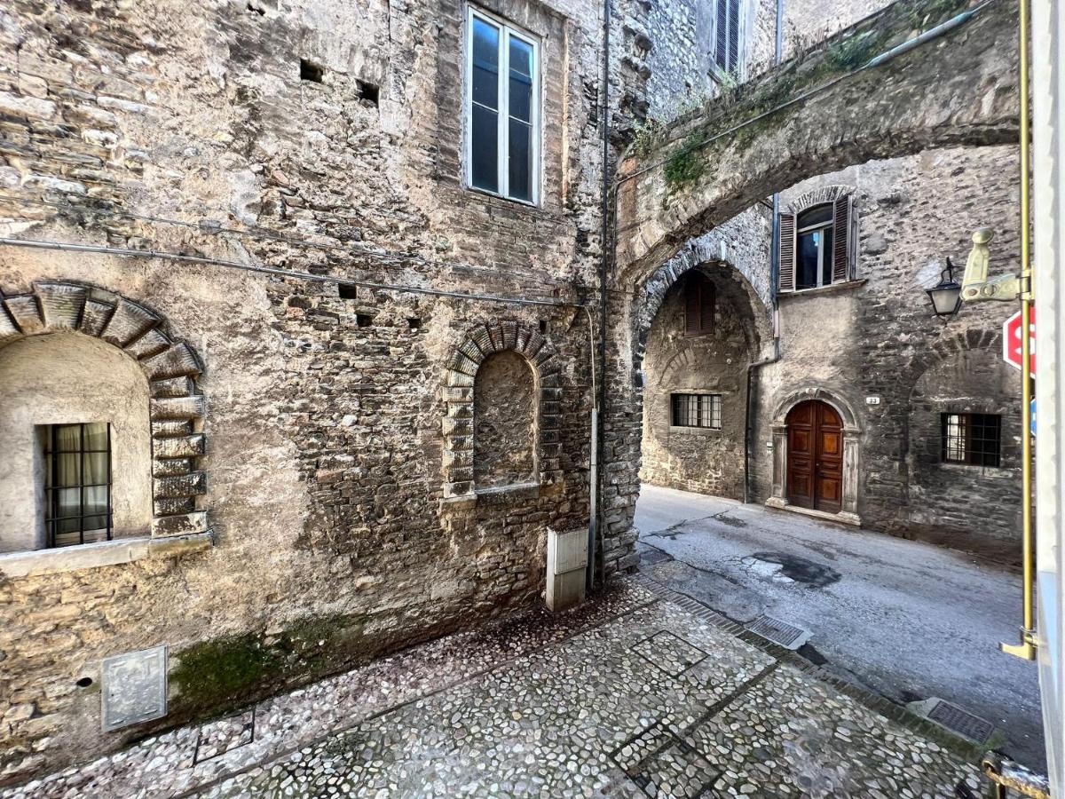 Vicoli E Arte Spoleto Διαμέρισμα Εξωτερικό φωτογραφία